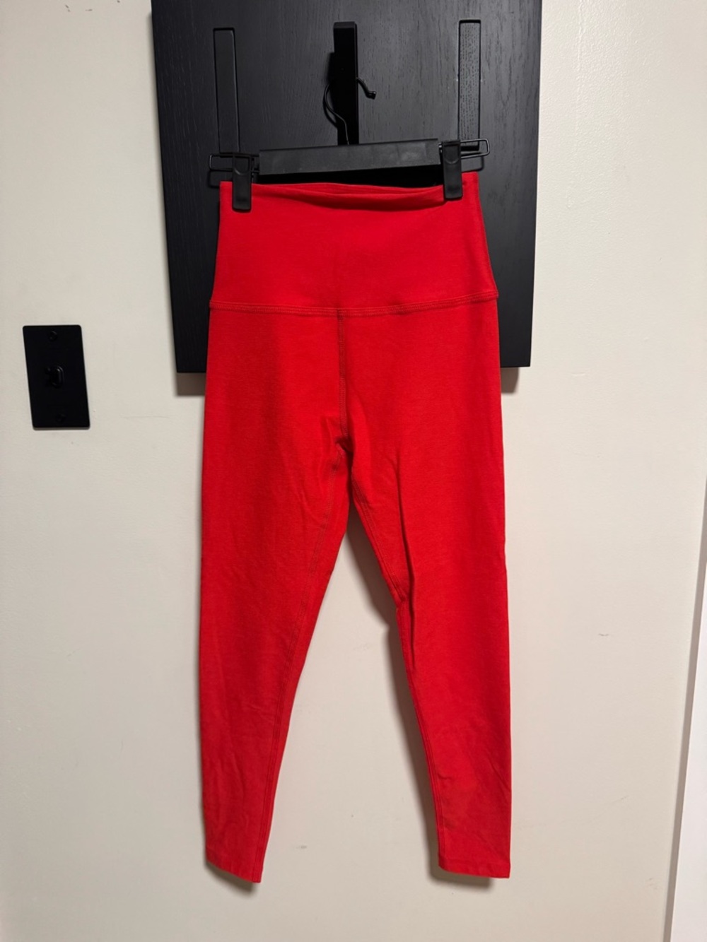 Beyond Yoga Caught in the Midi High-Waist Legging Size Small